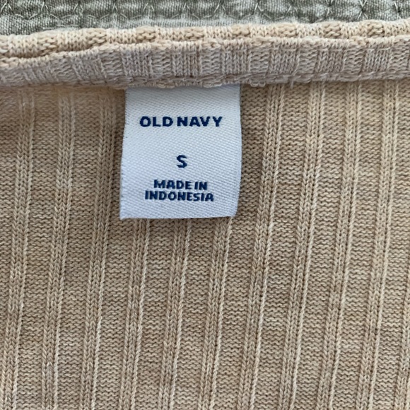 Old Navy Wrap Dress - Picture 3 of 3